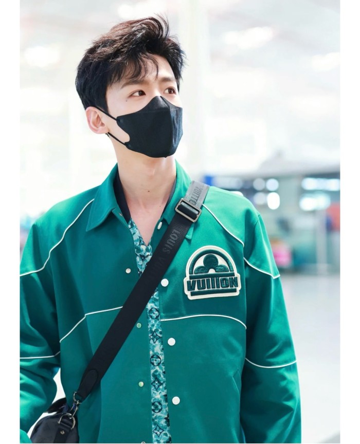 Clothes Louis Vuitton 1280