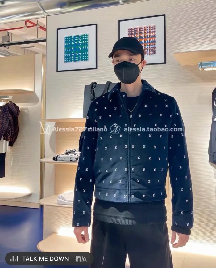 Clothes Louis Vuitton 1281