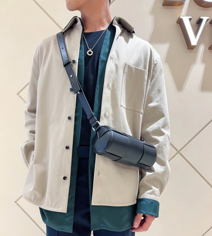 Clothes Bottega Veneta 12