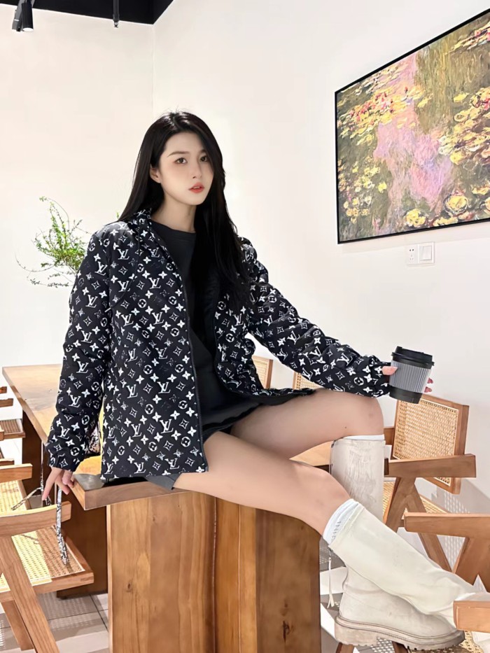 Clothes Louis Vuitton 1283