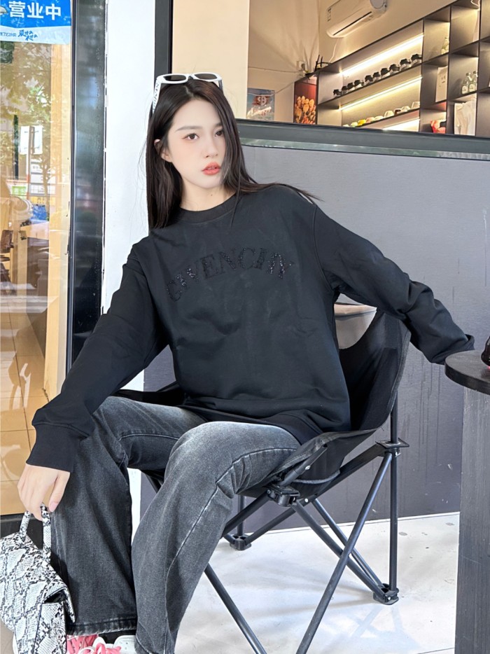 Clothes Givenchy 330