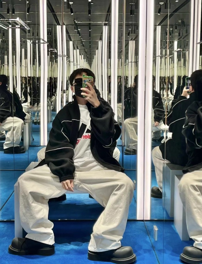 Clothes Balenciaga 940