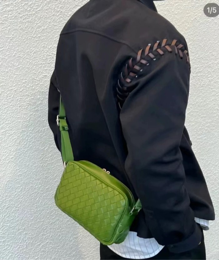 Clothes Bottega Veneta 14