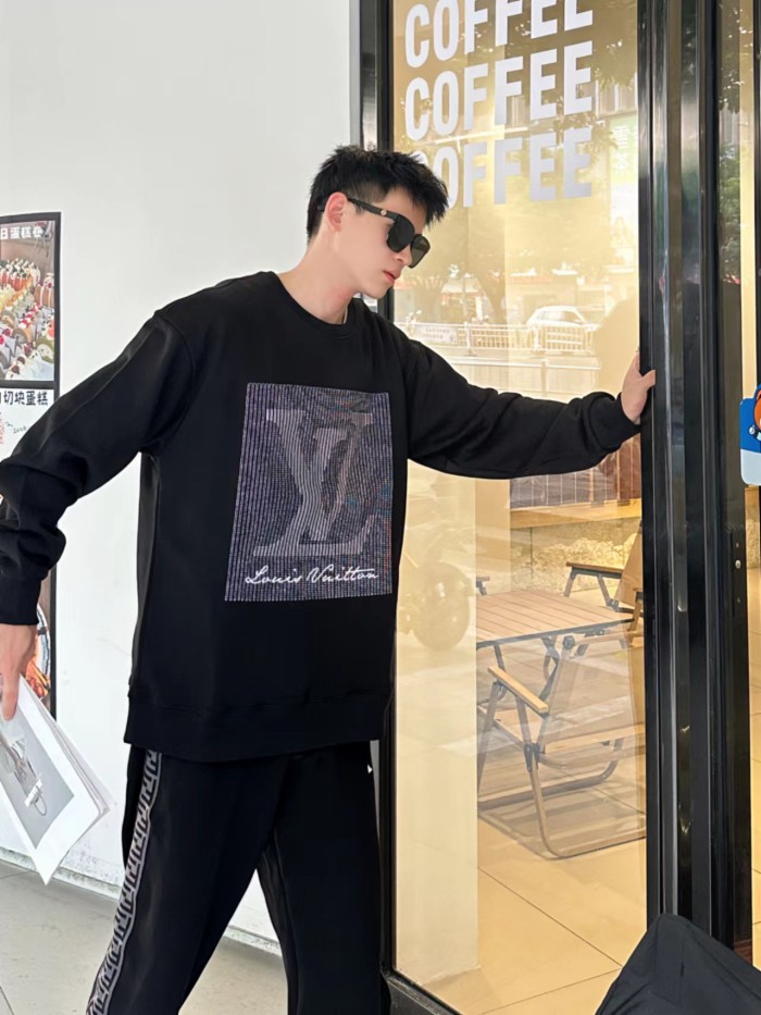 Clothes Louis Vuitton 1308