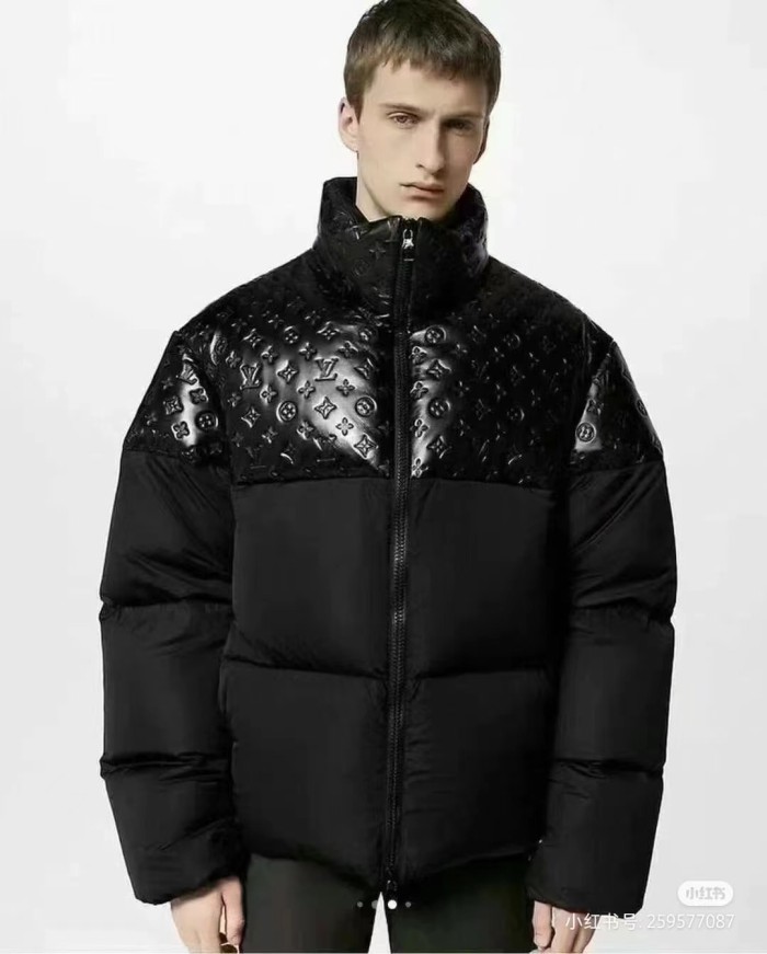 Clothes Louis Vuitton 1299