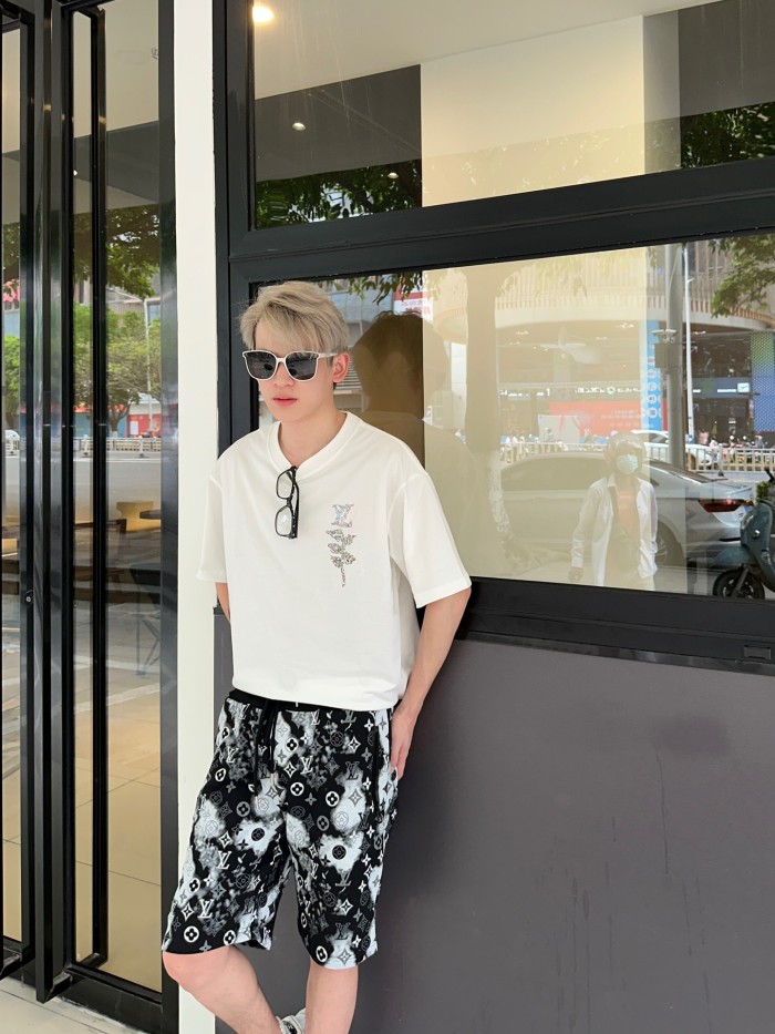 Clothes Louis Vuitton 1313