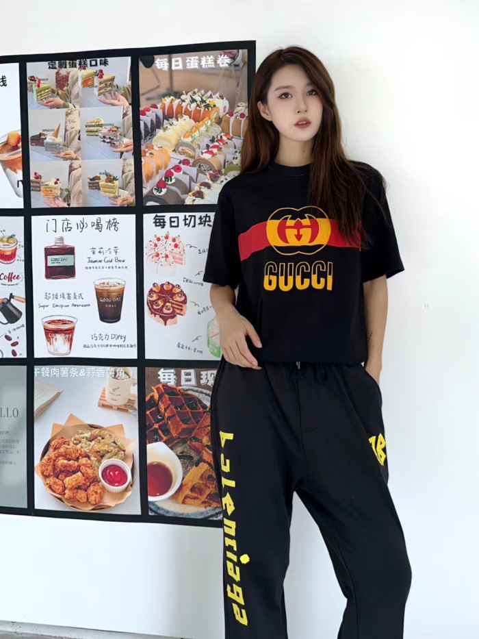 Clothes Balenciaga 100