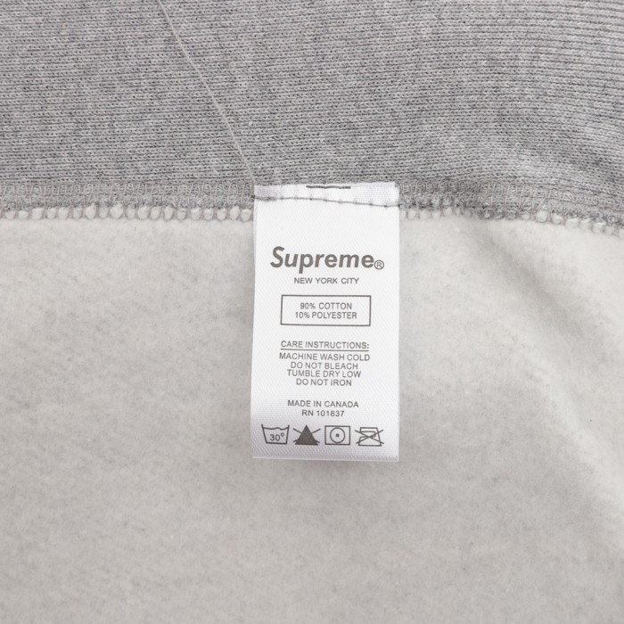 Clothes Supreme 23