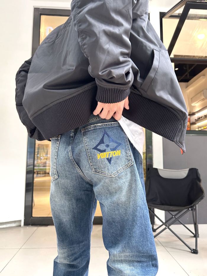 Clothes Louis Vuitton 1304