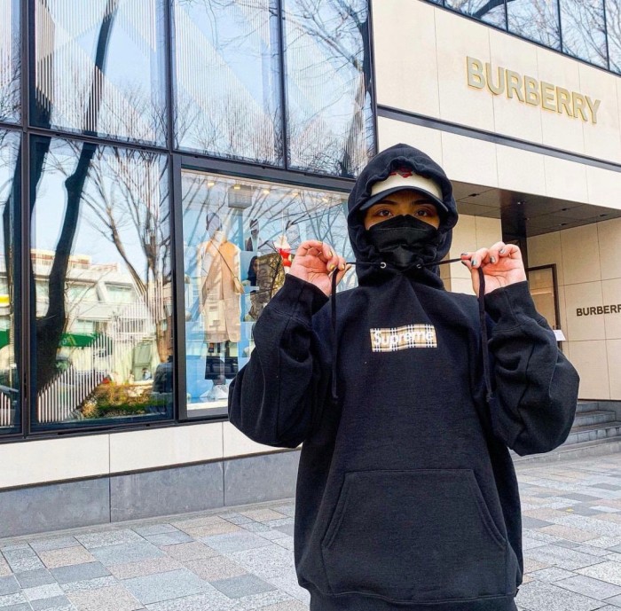 Clothes Supreme X Burberry 1