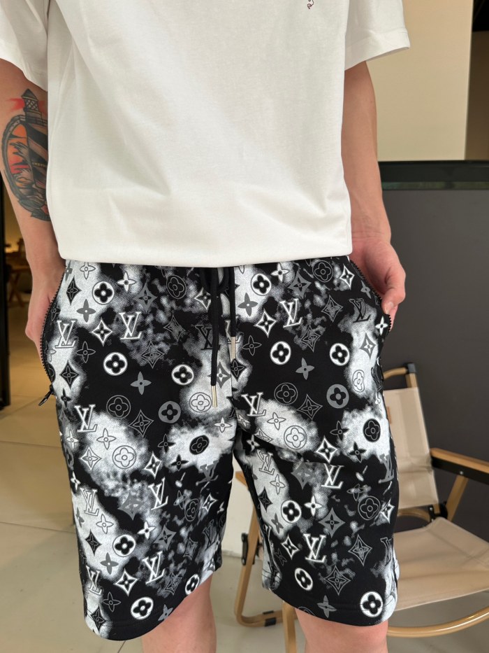 Clothes Louis Vuitton 1313