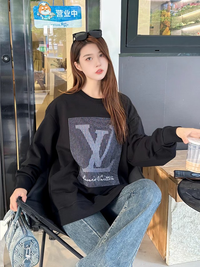 Clothes Louis Vuitton 1308