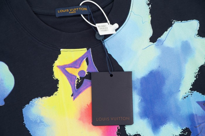 Clothes Louis Vuitton 1322