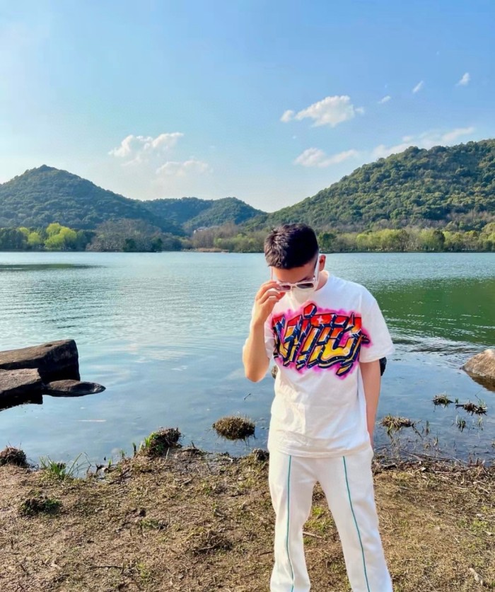 Clothes Louis Vuitton 1307