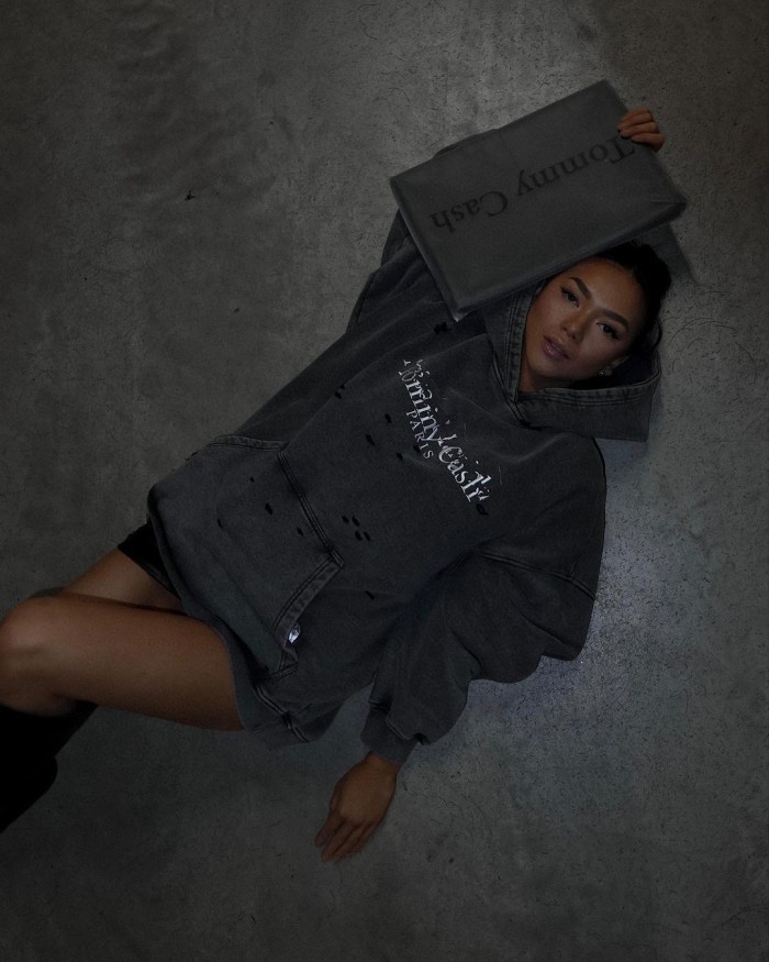 Clothes TOMMY CASH 1