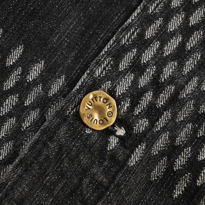 Clothes Louis Vuitton 1324