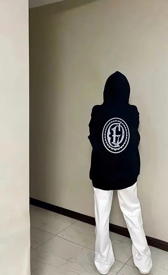 Clothes Saint Michael 38