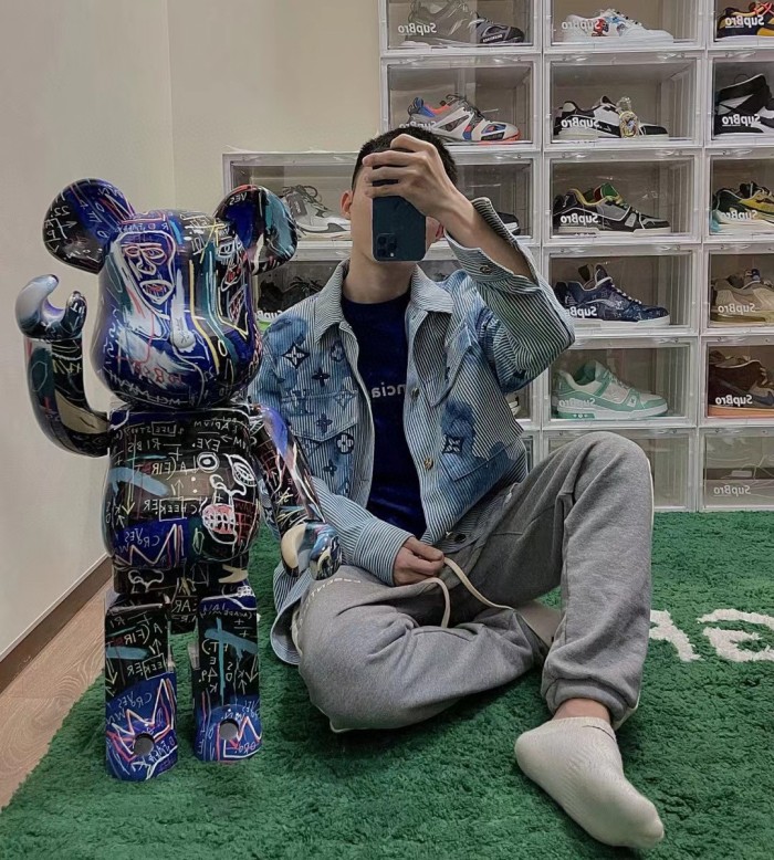 Clothes Louis Vuitton 1328