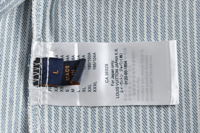 Clothes Louis Vuitton 1328