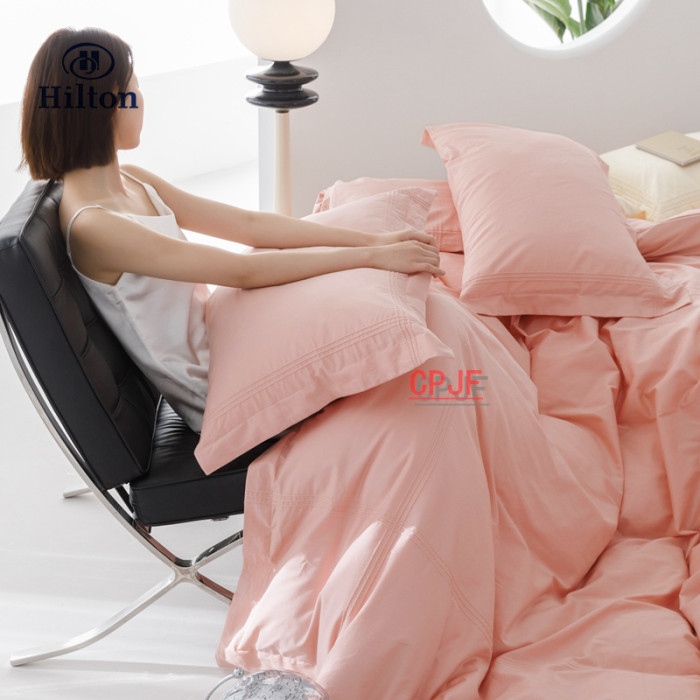 Bedclothes Hilton 18