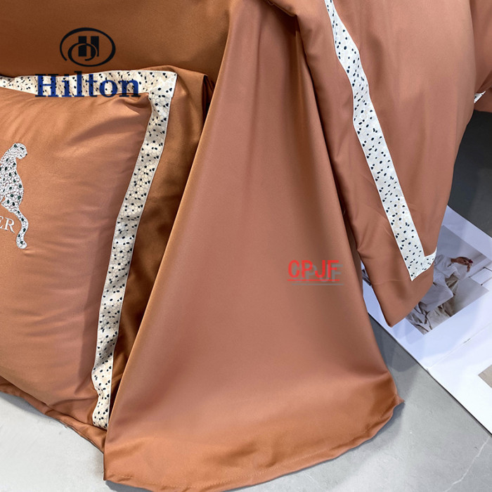 Bedclothes Hilton 31