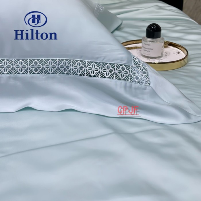 Bedclothes Hilton 56