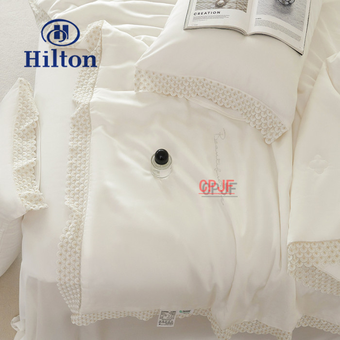 Bedclothes Hilton 47