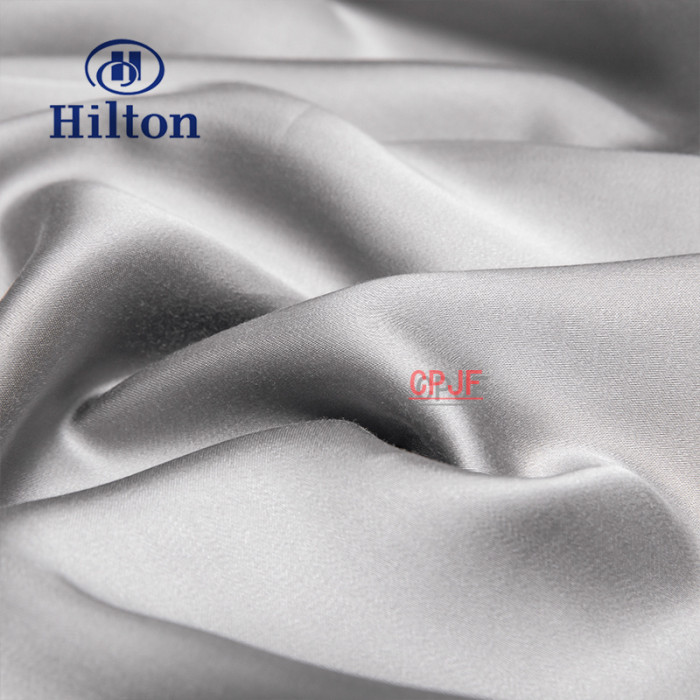 Bedclothes Hilton 83