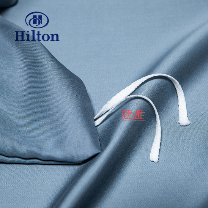 Bedclothes Hilton 77