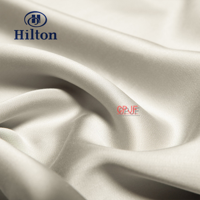 Bedclothes Hilton 82