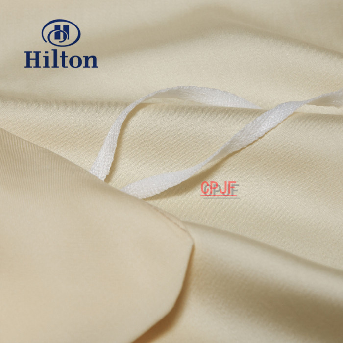 Bedclothes Hilton 87