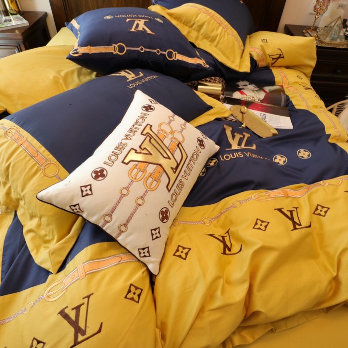 Bedclothes Louis vuitton 11