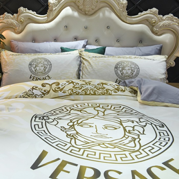 Bedclothes Versace 1