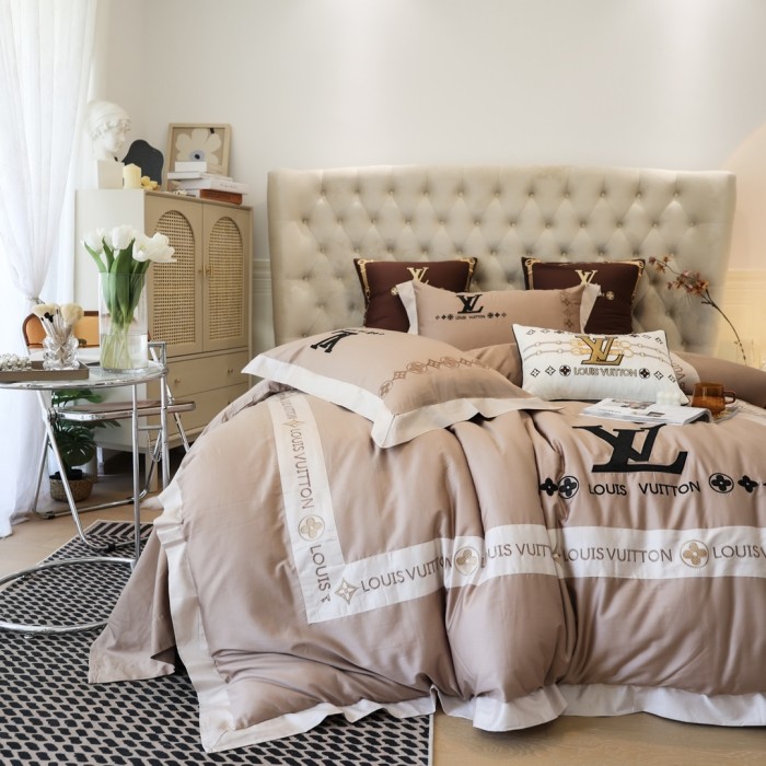 Bedclothes Louis vuitton 10