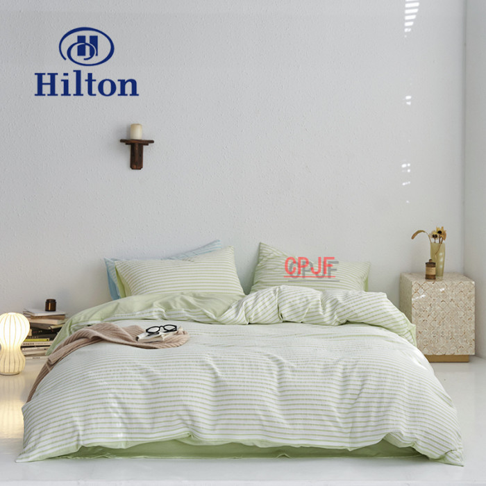 Bedclothes Hilton 93