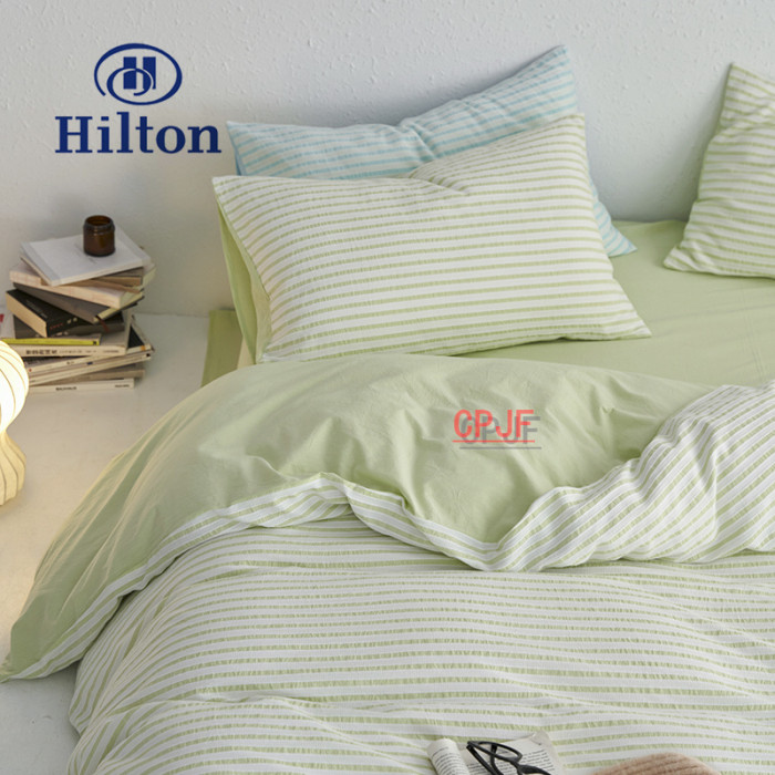 Bedclothes Hilton 93