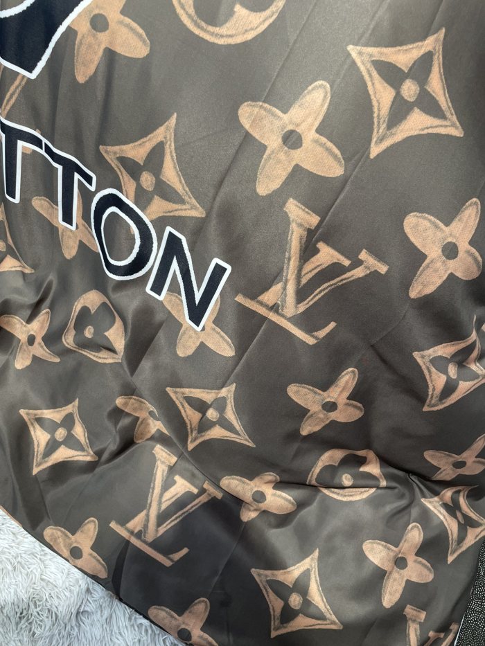 Bedclothes Louis vuitton 21