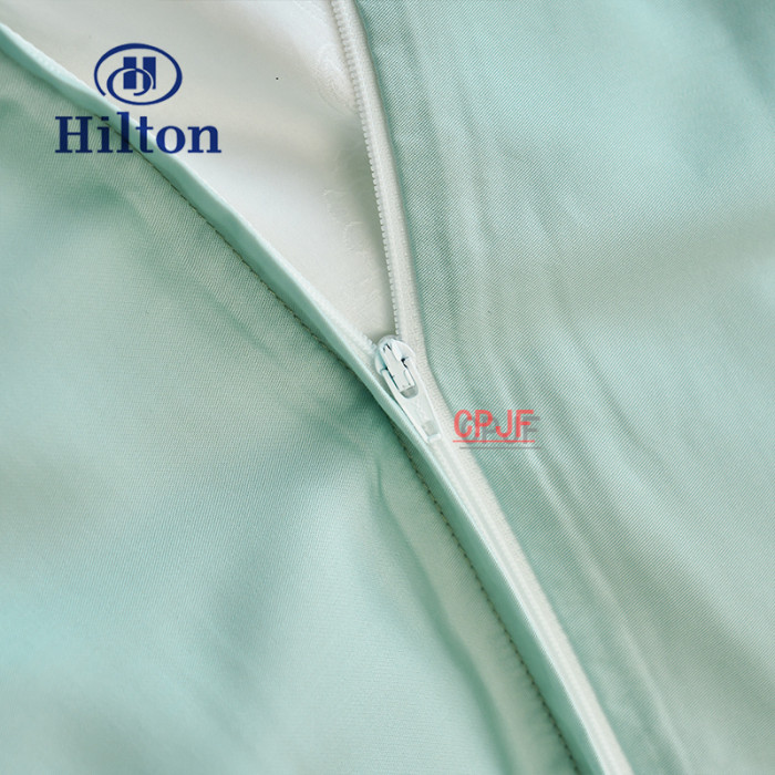 Bedclothes Hilton 162