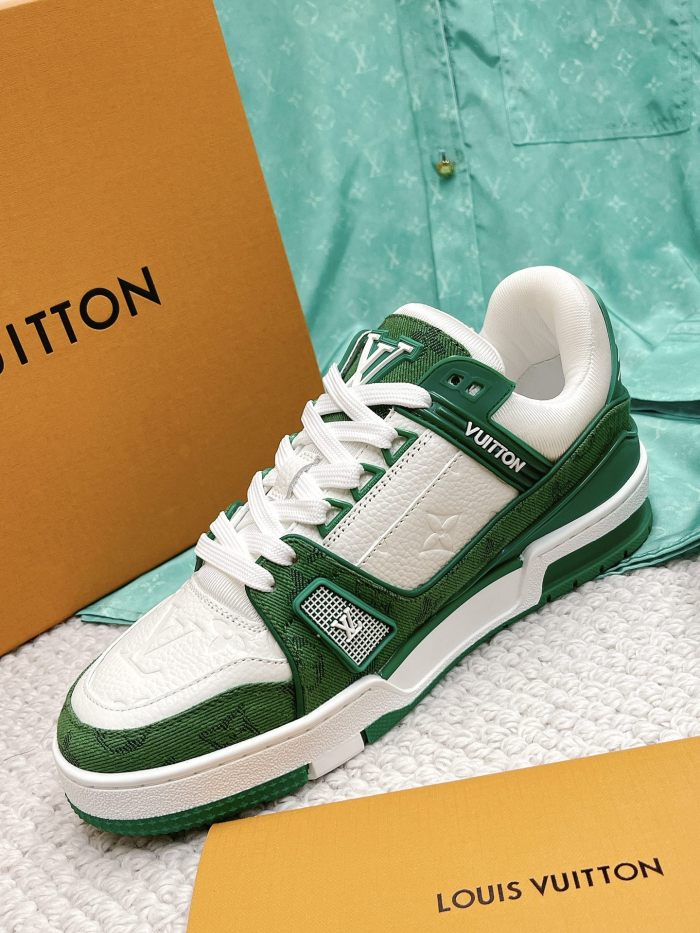 Louis Vuitton Trainer sports shoes 14