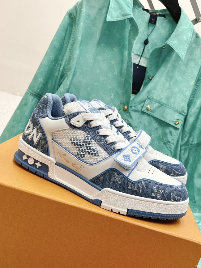 Louis Vuitton Trainer sports shoes 32