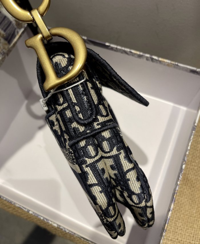 Dior bag saddle♥️Oblique Large size: 25.5 x 20 x 6.5 cm M0446CTZQ_M928