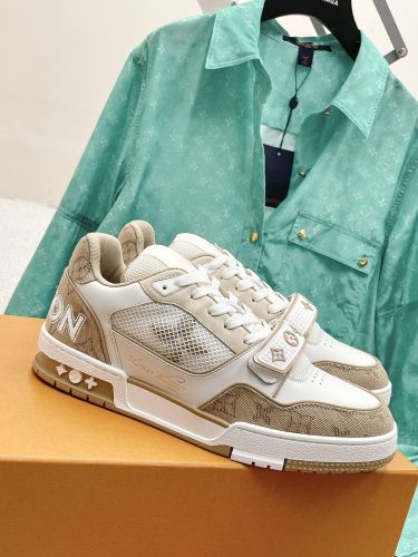 Louis Vuitton Trainer sports shoes 35