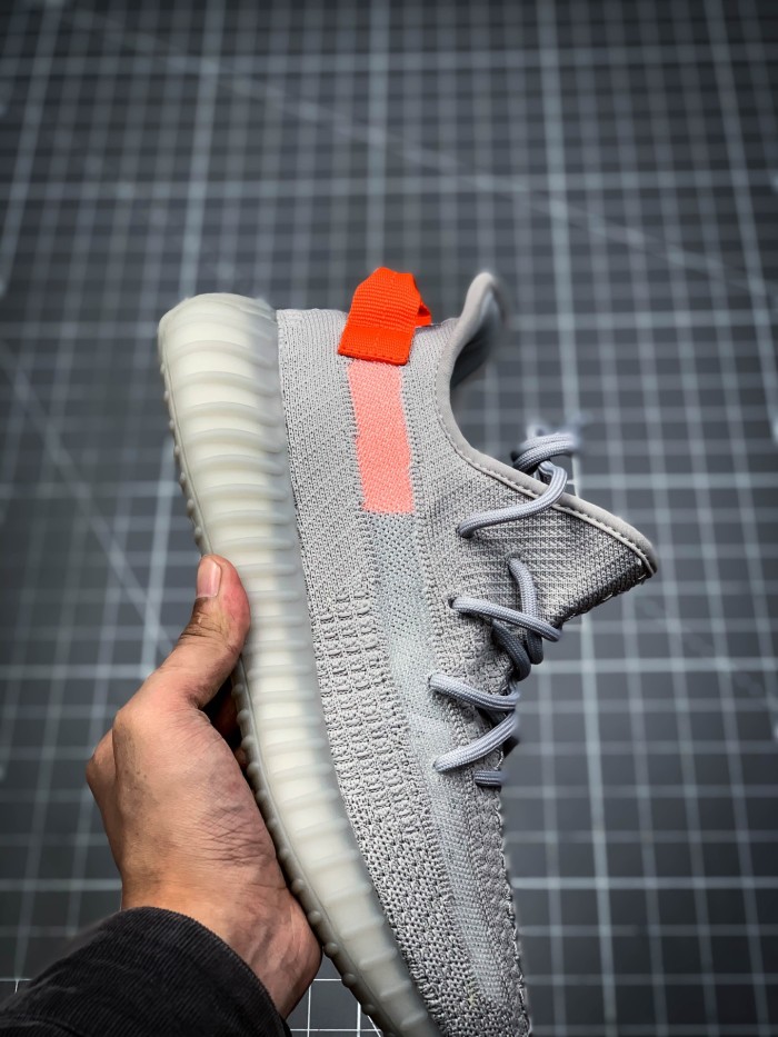Yeezy 350 Boost V2 “Tail Light”