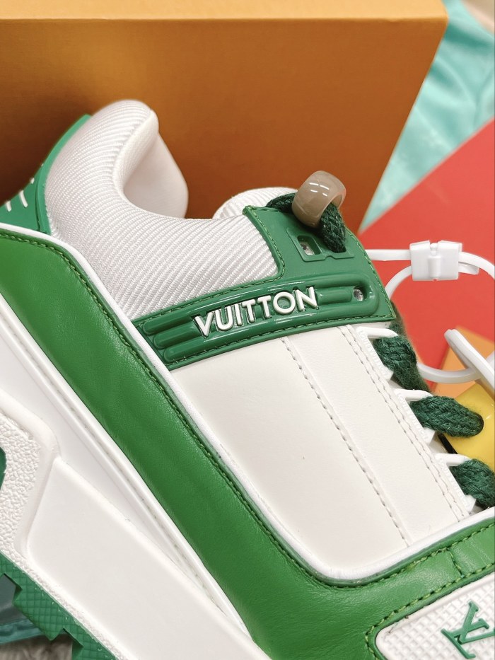 Louis Vuitton Trainer sports shoes 50