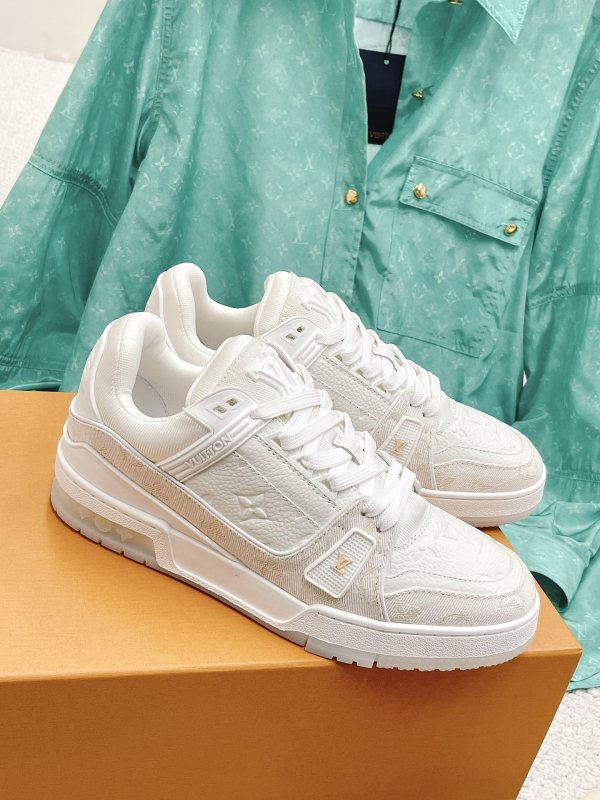 Louis Vuitton Trainer sports shoes 22
