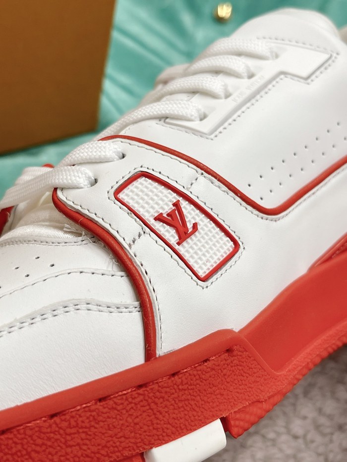 Louis Vuitton Trainer sports shoes 26