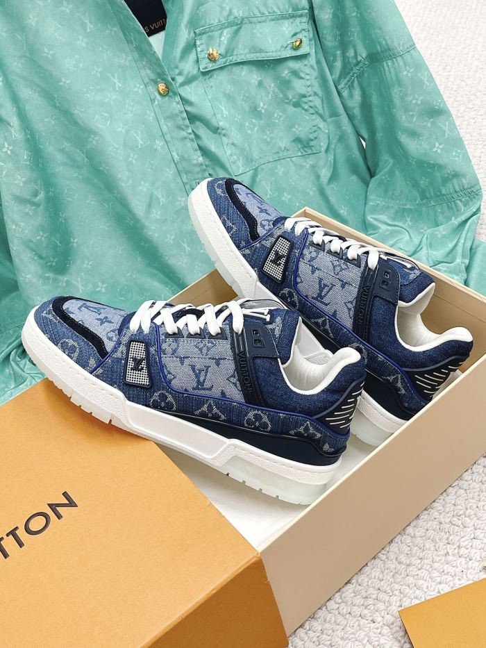 Louis Vuitton Trainer sports shoes 20