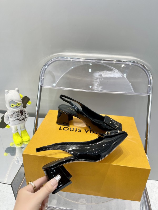 Louis Vuitton shake High heels 5cm Black whit box 84