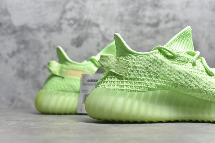 Yeezy Boost 350v2 Glow