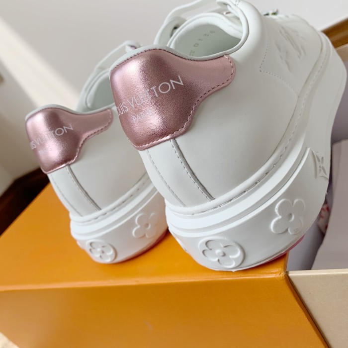 Louis Vuitton Time Out Flat shoes 88